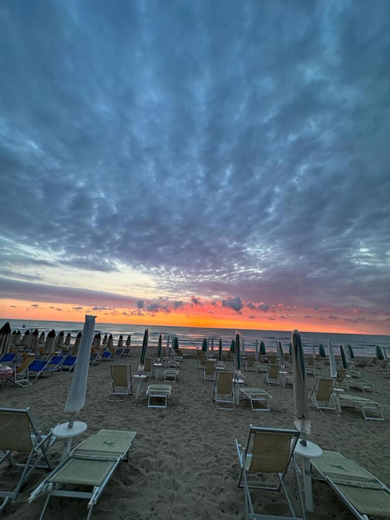 Hotel Costa Verde Пінето Екстер'єр фото