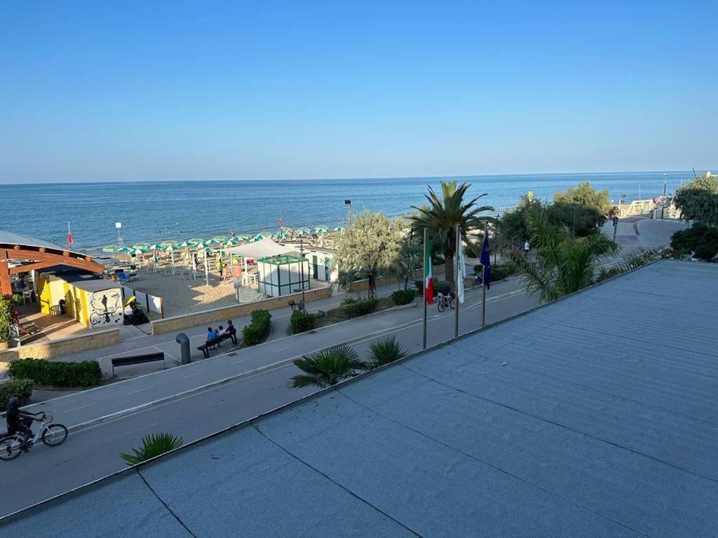 Hotel Costa Verde Пінето Екстер'єр фото