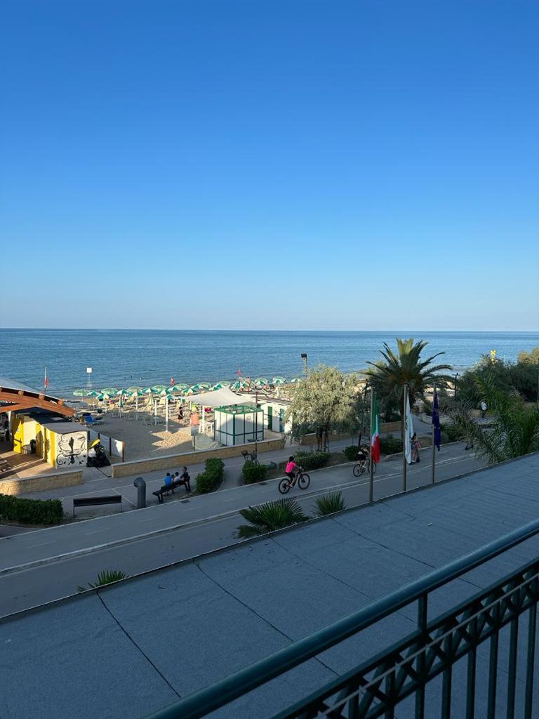 Hotel Costa Verde Пінето Екстер'єр фото