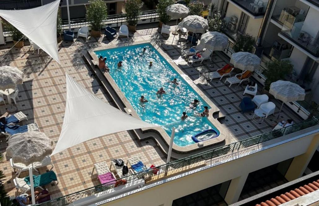 Hotel Costa Verde Пінето Екстер'єр фото