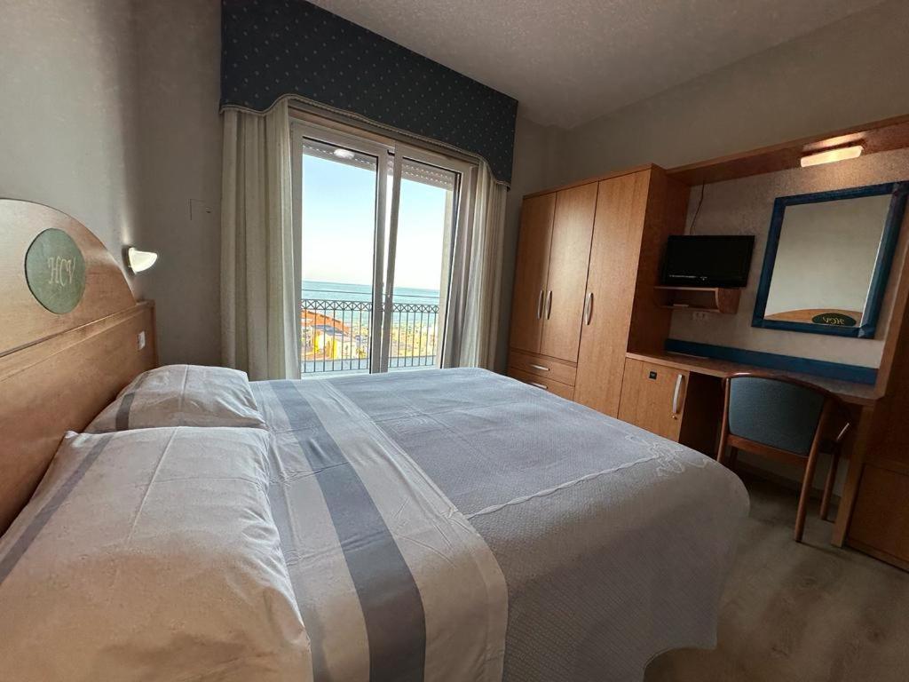 Hotel Costa Verde Пінето Екстер'єр фото