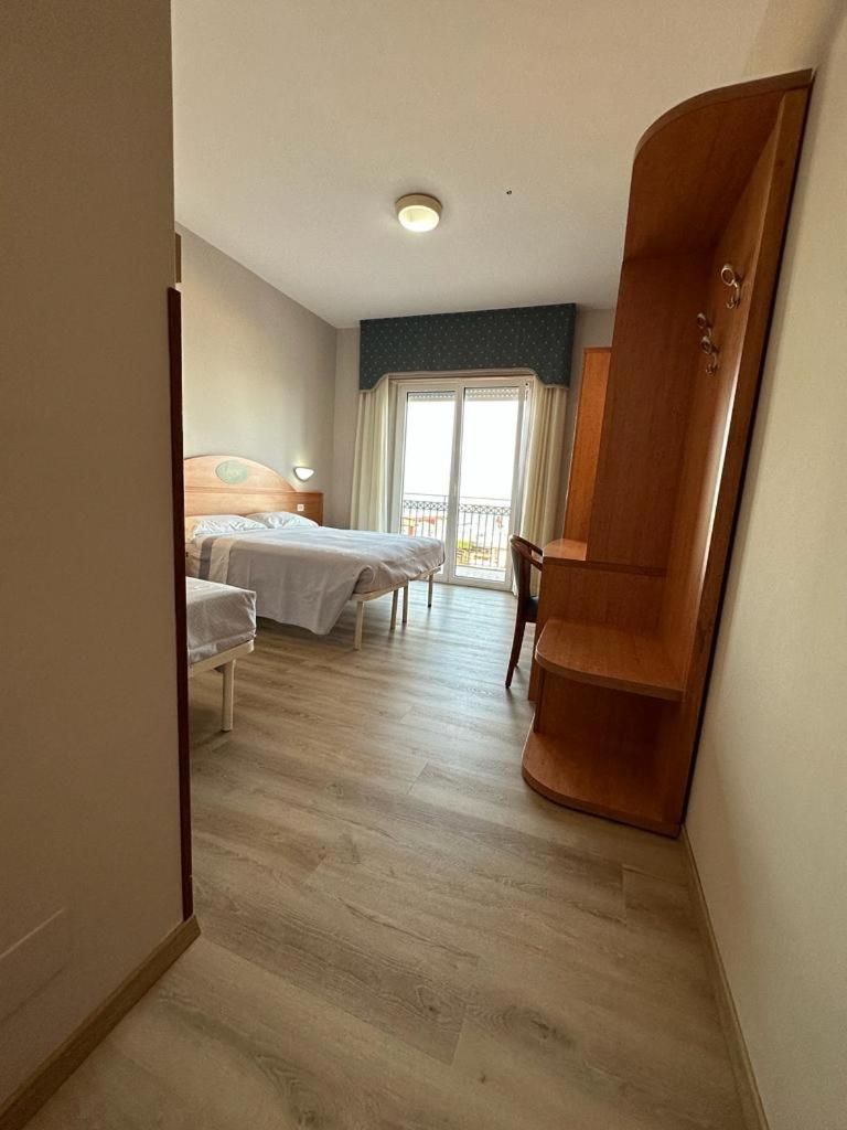 Hotel Costa Verde Пінето Екстер'єр фото