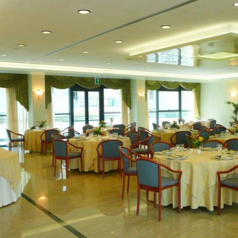 Hotel Costa Verde Пінето Екстер'єр фото